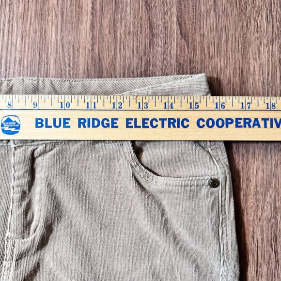 Woolrich Khaki Corduroy Pants Size 6 Cotton Spandex Straight Leg Five Pocket - Picture 3 of 8